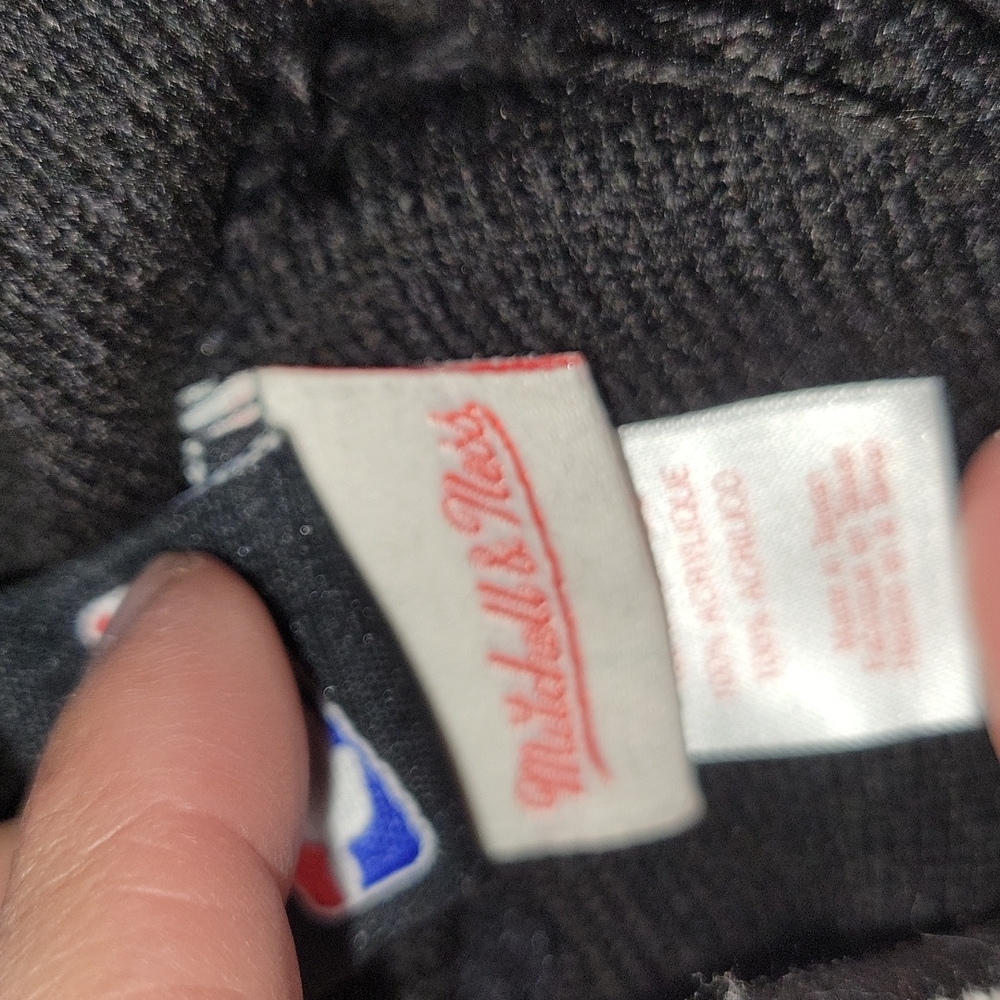 Mens NY NETS beanie - Picture 6 of 7